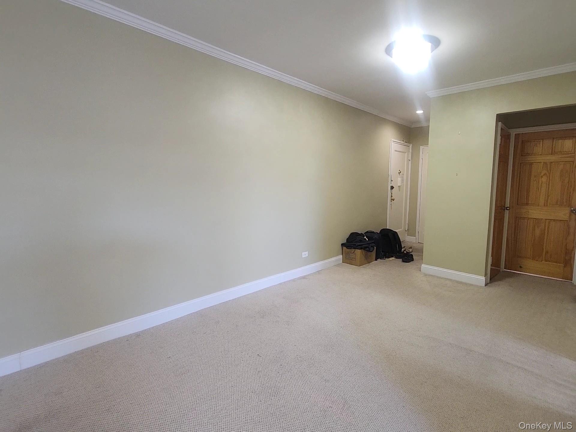 #11 photo, 32-45 90 Street, クイーンズ区 East Elmhurst , NY 11369