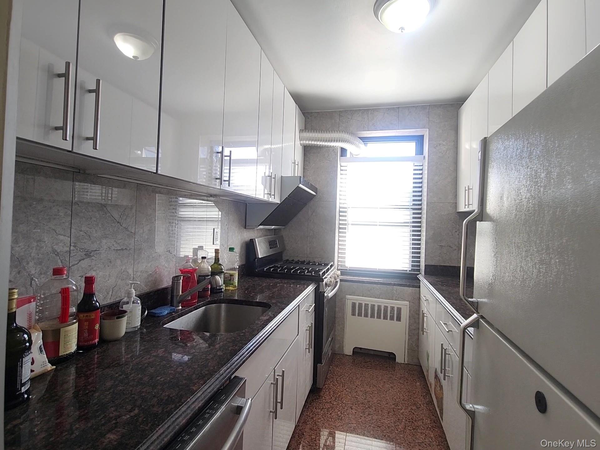 #2 photo, 32-45 90 Street, クイーンズ区 East Elmhurst , NY 11369