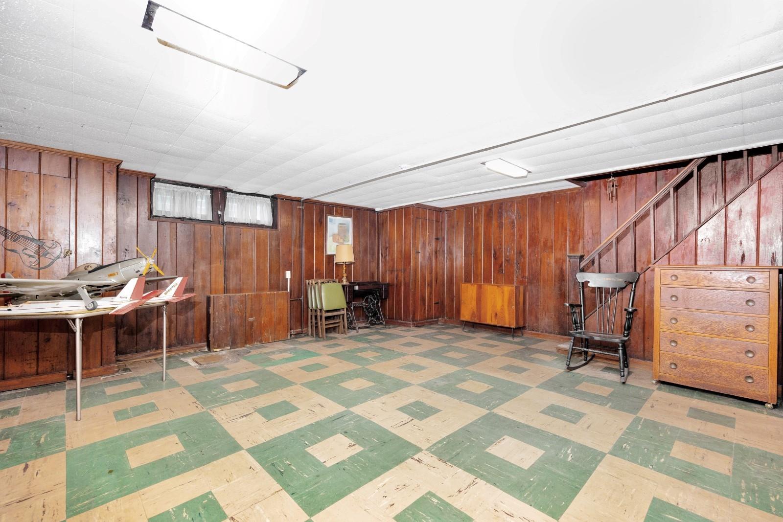 #16 photo, 64-66 82nd Place, クイーンズ区 Middle Village , NY 11379