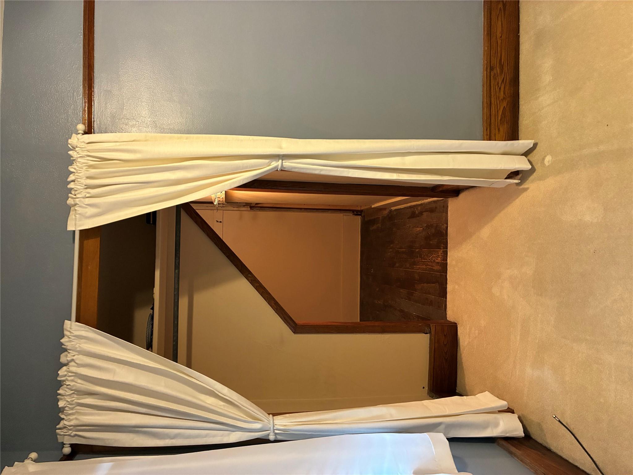 #20 photo, 265 W Main Street, Port Jervis , NY 12771