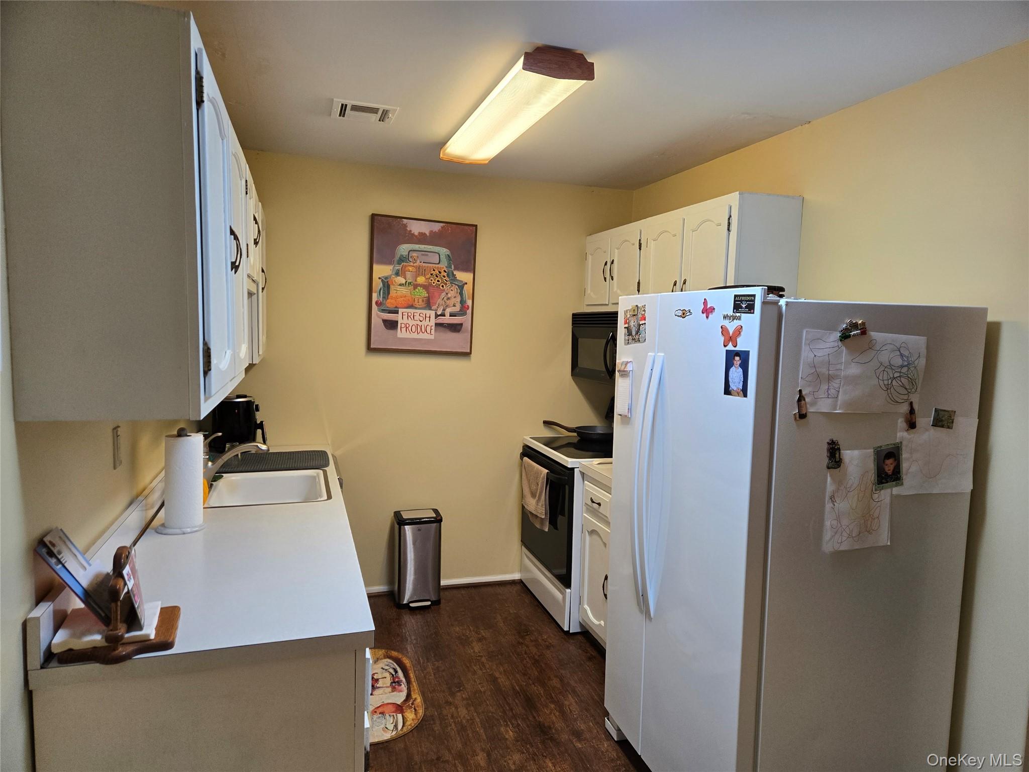 #7 photo, 311 Woodbridge Drive, サフォーク郡 Ridge , NY 11961