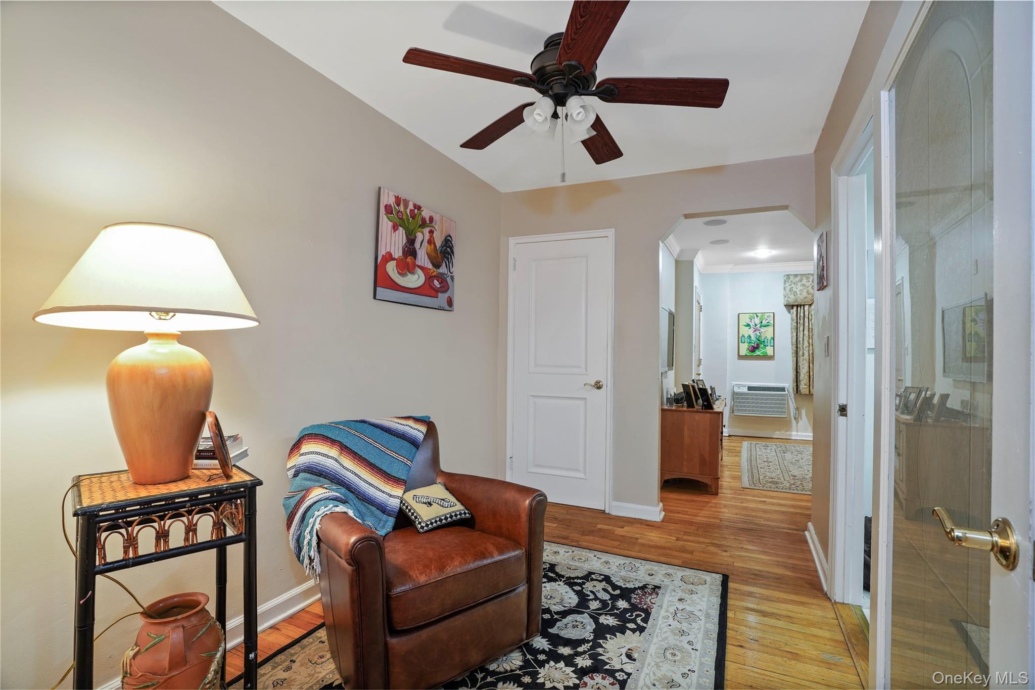 #13 photo, 6404 78th Street, クイーンズ区 Middle Village , NY 11379