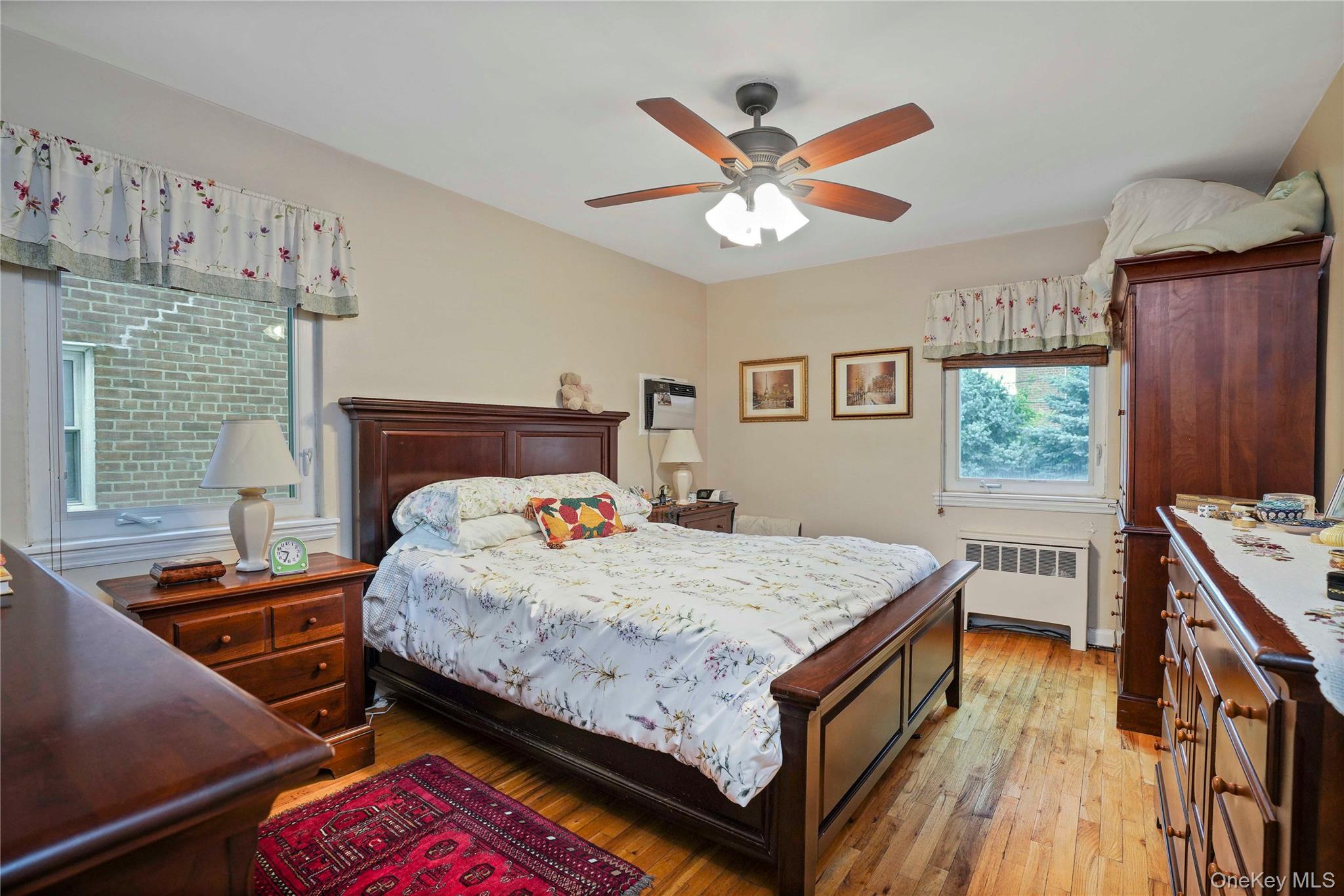 #15 photo, 6404 78th Street, クイーンズ区 Middle Village , NY 11379