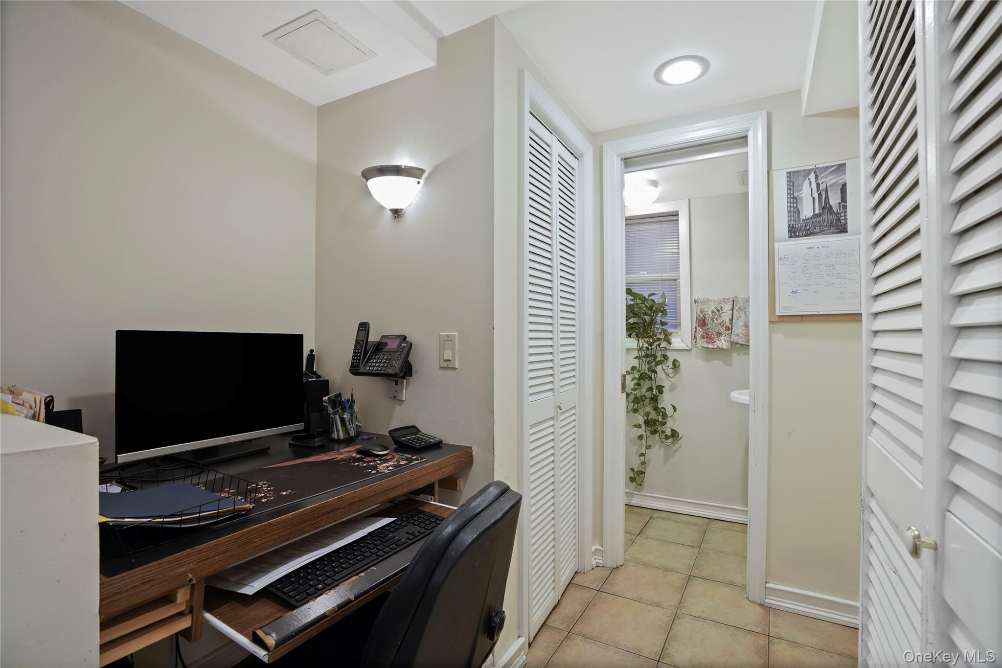 #9 photo, 6404 78th Street, クイーンズ区 Middle Village , NY 11379