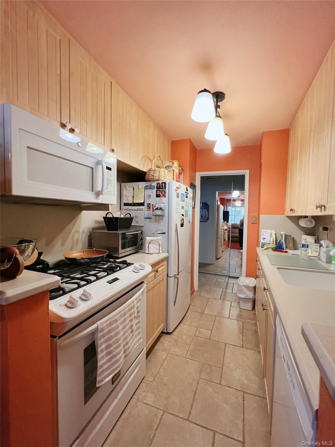 #12 photo, 1815 215 Street, クイーンズ区 Bayside , NY 11360