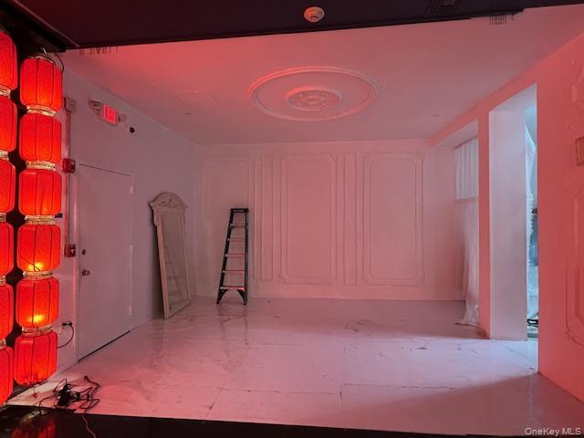 #13 photo, 24912 Jericho Turnpike, ナッソー郡 Floral Park , NY 11001