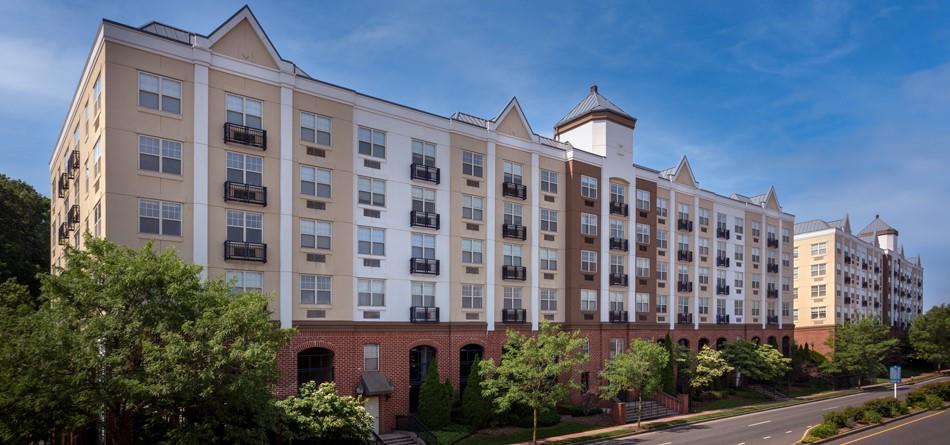 #1 photo, 1100 Avalon Street, 長島 格崙科夫 Glen Cove , NY 11542