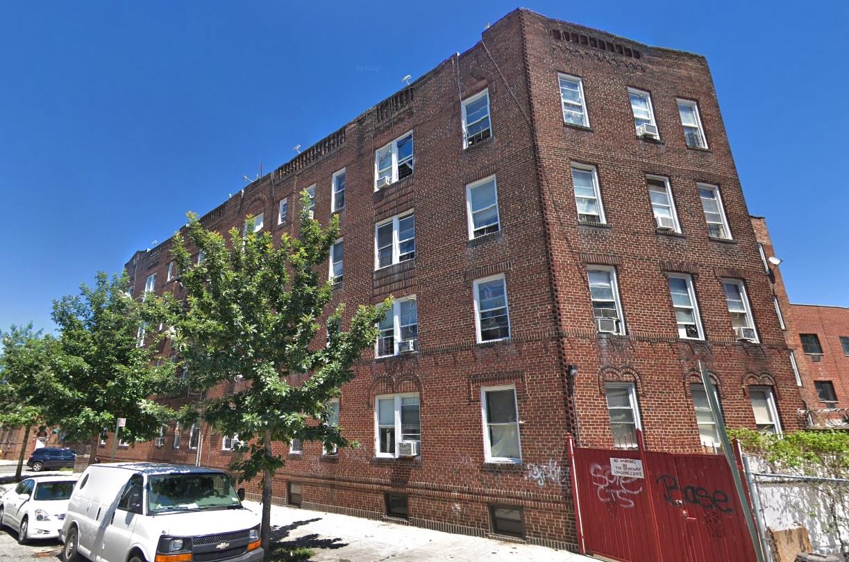 #3 photo, 101-12 46th Avenue, クイーンズ区 Corona , NY 11368