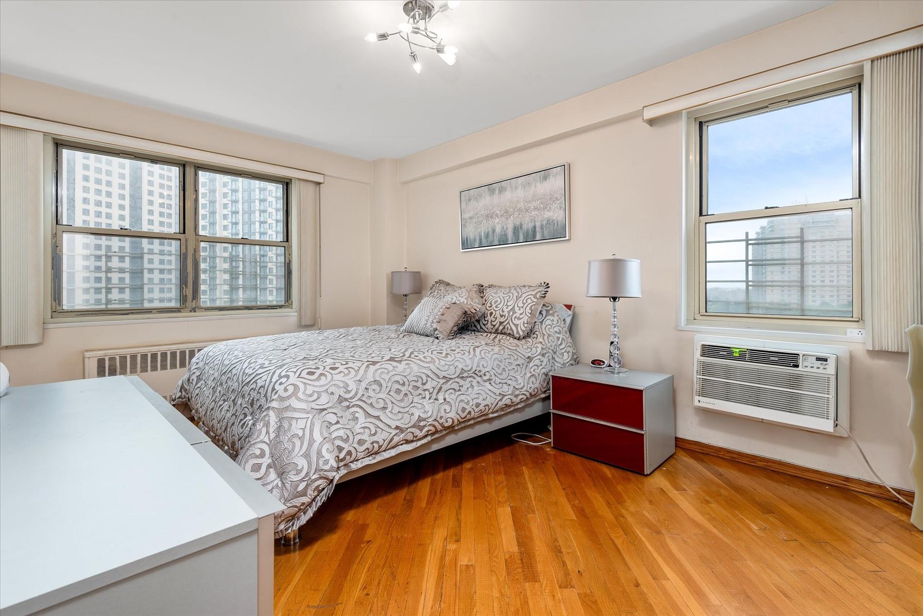 #10 photo, 2928 W 5th Street, Brooklyn , NY 11224