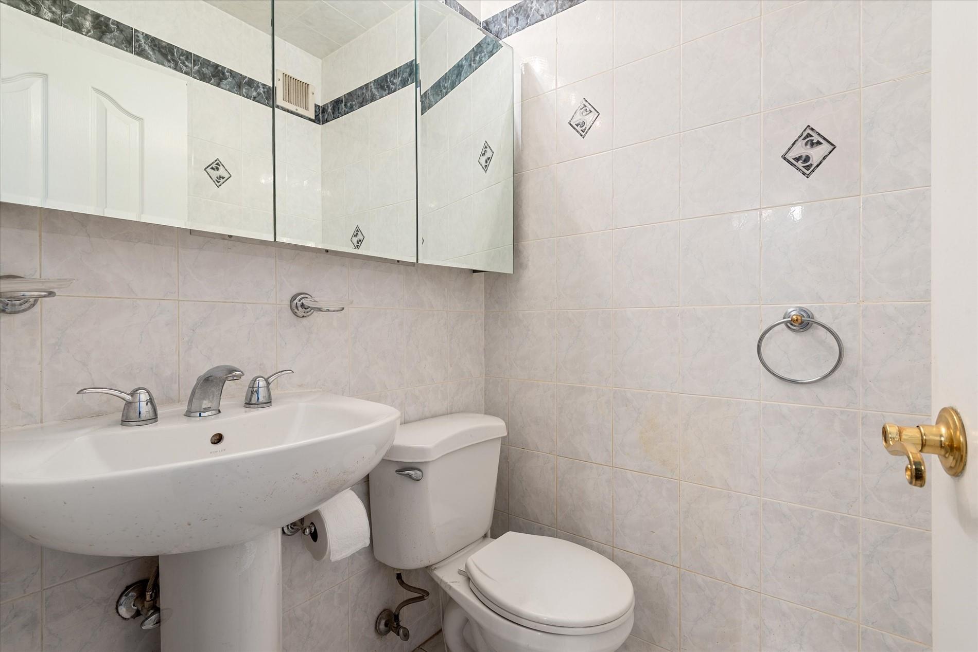 #17 photo, 2928 W 5th Street, Brooklyn , NY 11224