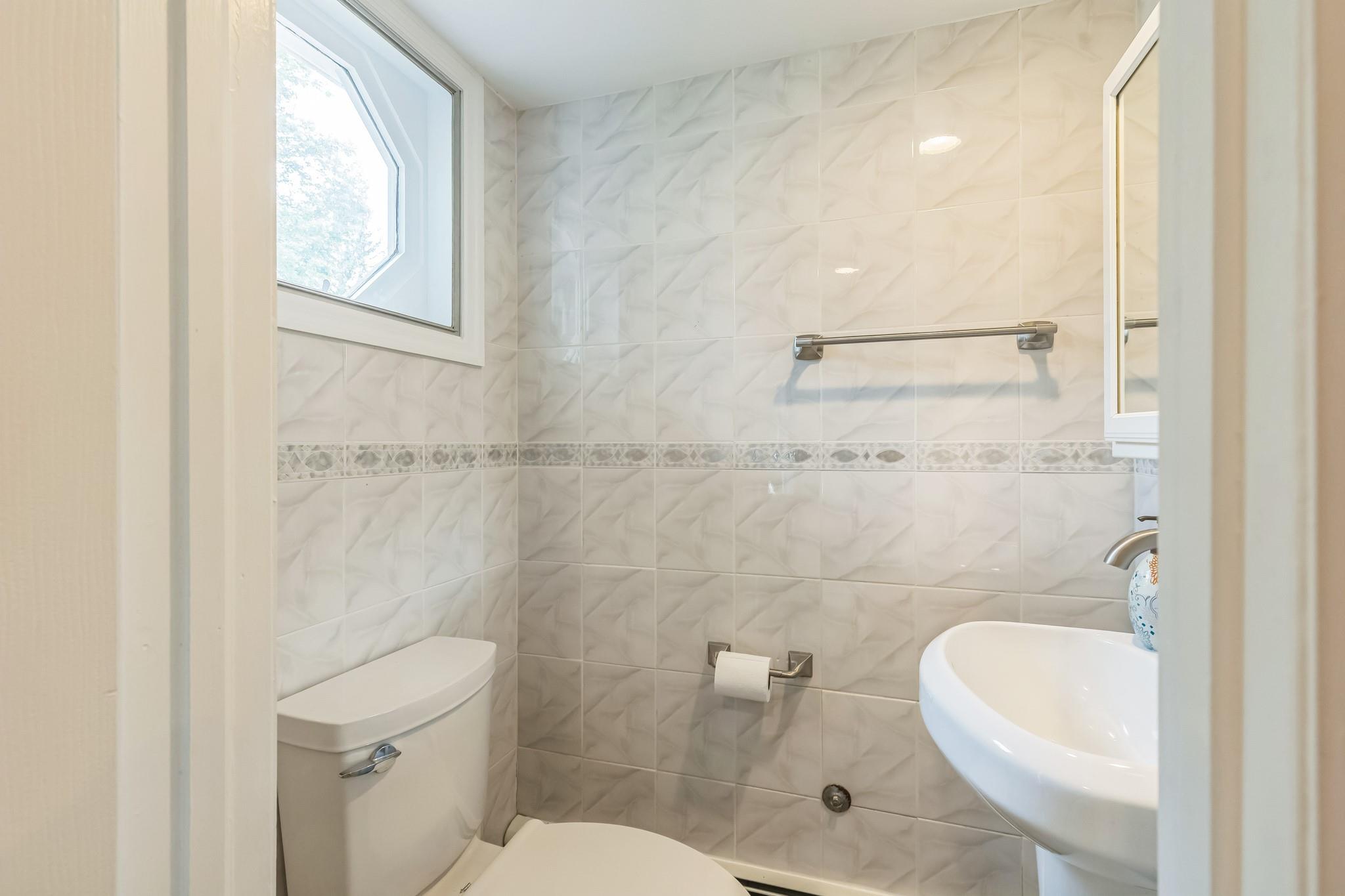 #12 photo, 21 Tulipwood Drive, サフォーク郡 Commack , NY 11725