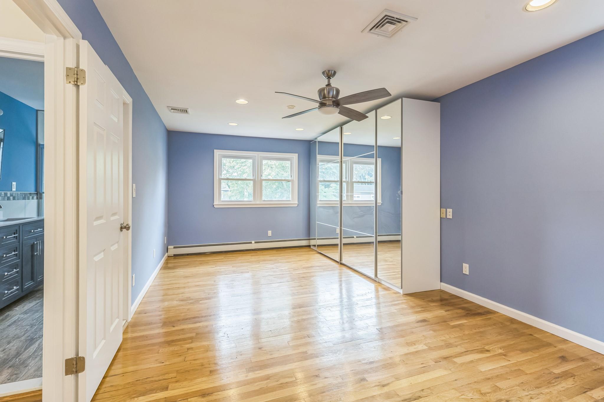 #18 photo, 21 Tulipwood Drive, サフォーク郡 Commack , NY 11725