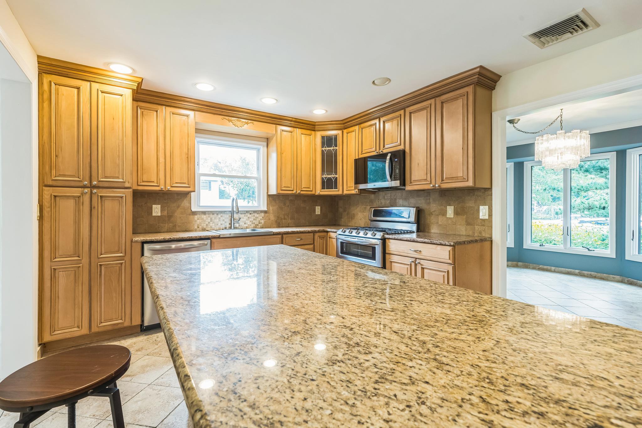 #5 photo, 21 Tulipwood Drive, サフォーク郡 Commack , NY 11725