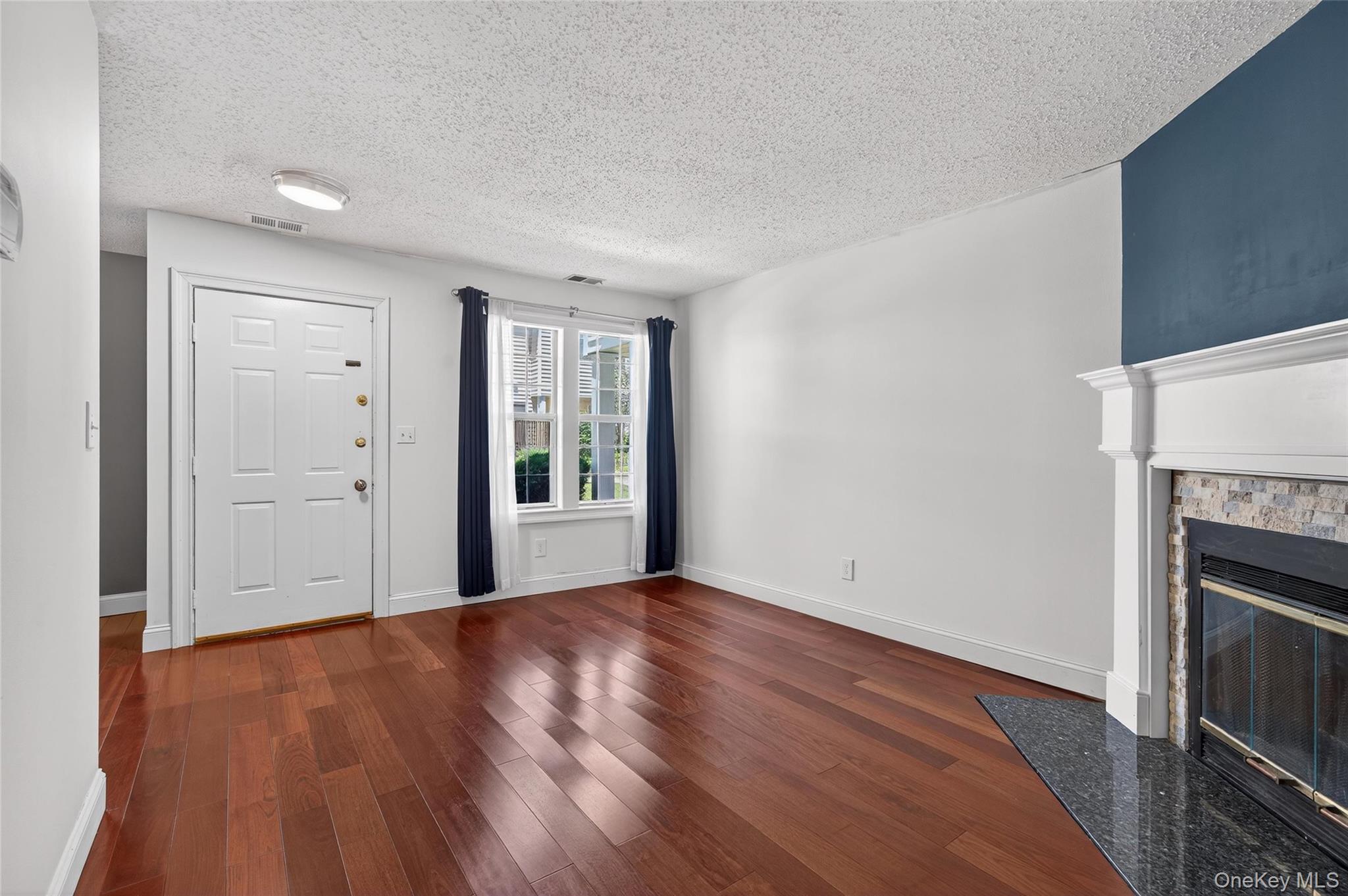 #7 photo, 3107 Whispering Hills, Chester , NY 10918