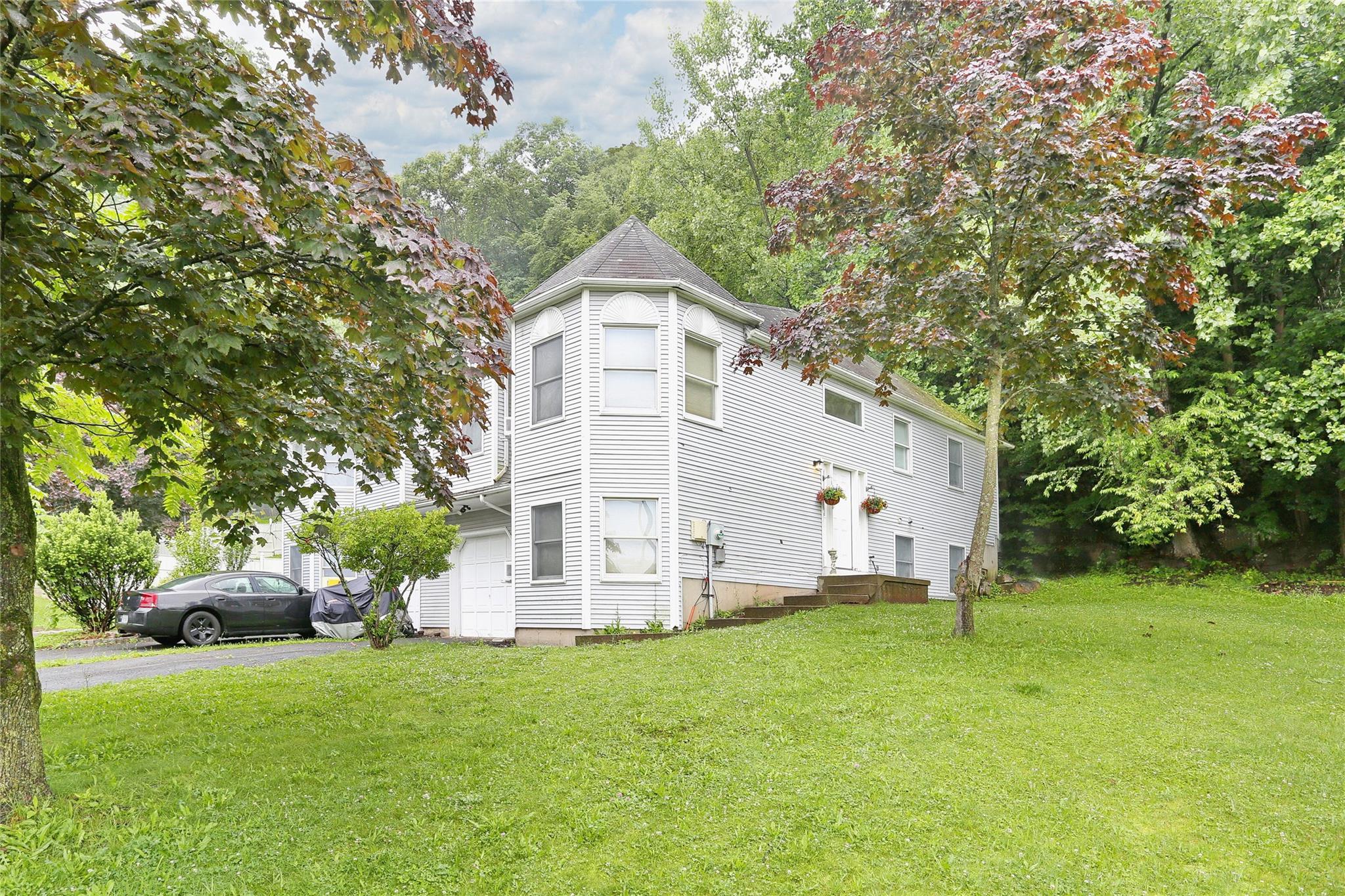 #2 photo, 68 Hillside Avenue, Haverstraw , NY 10927