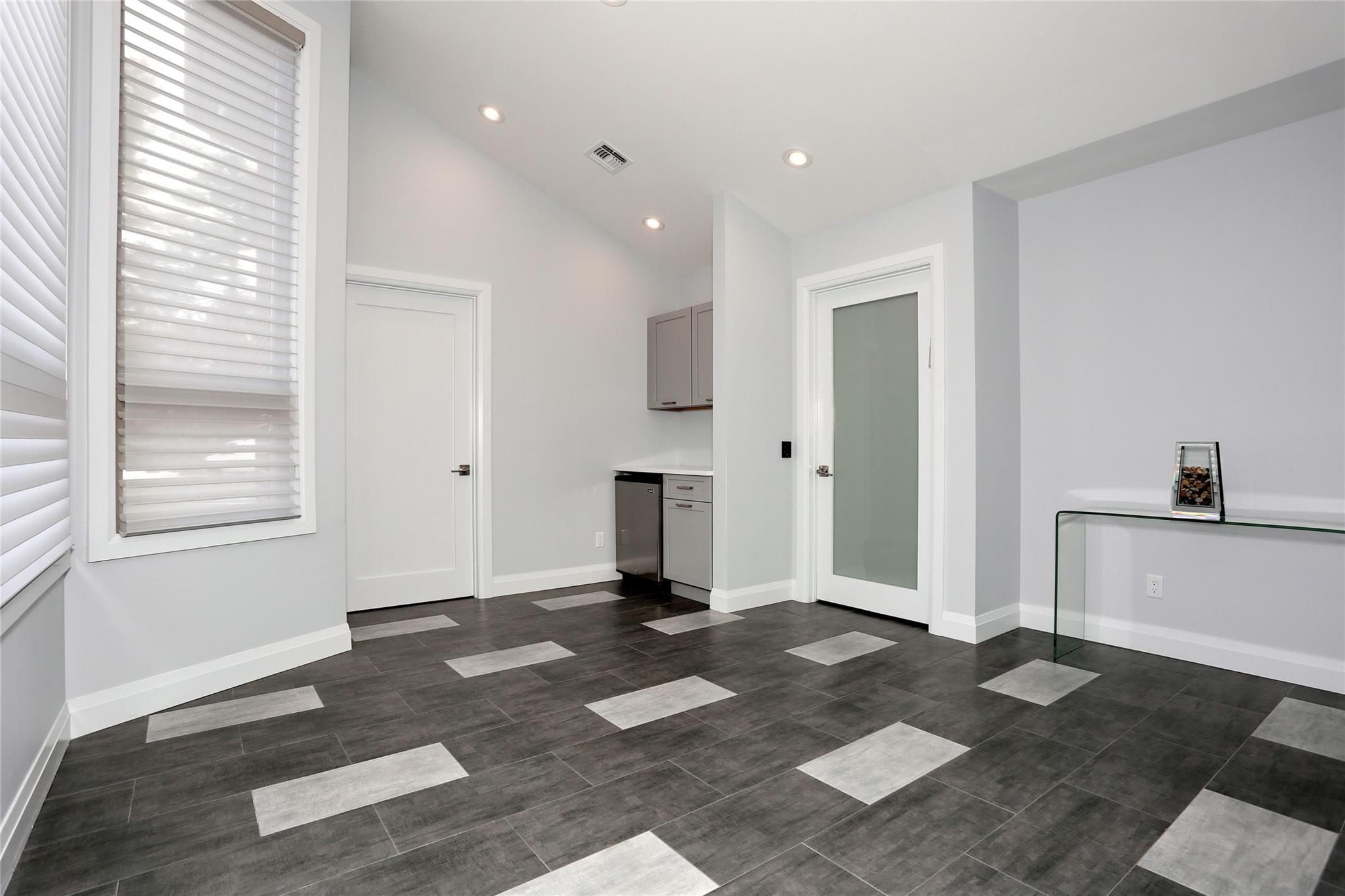 #2 photo, 180 Phillips Hill Road, New City , NY 10956