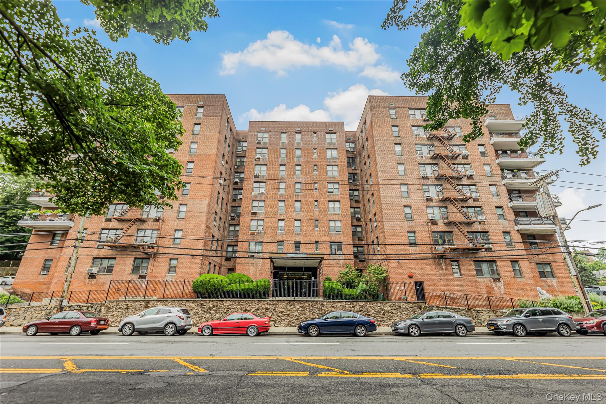 #1 photo, 277 Bronx River Road, Yonkers , NY 10704