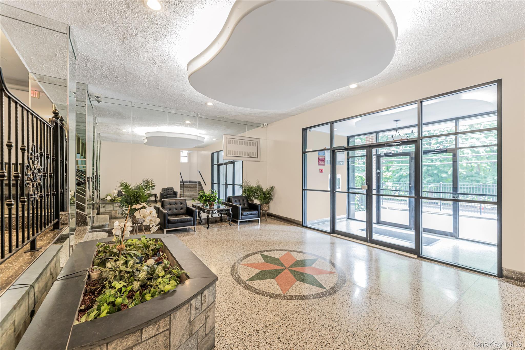 #5 photo, 277 Bronx River Road, Yonkers , NY 10704