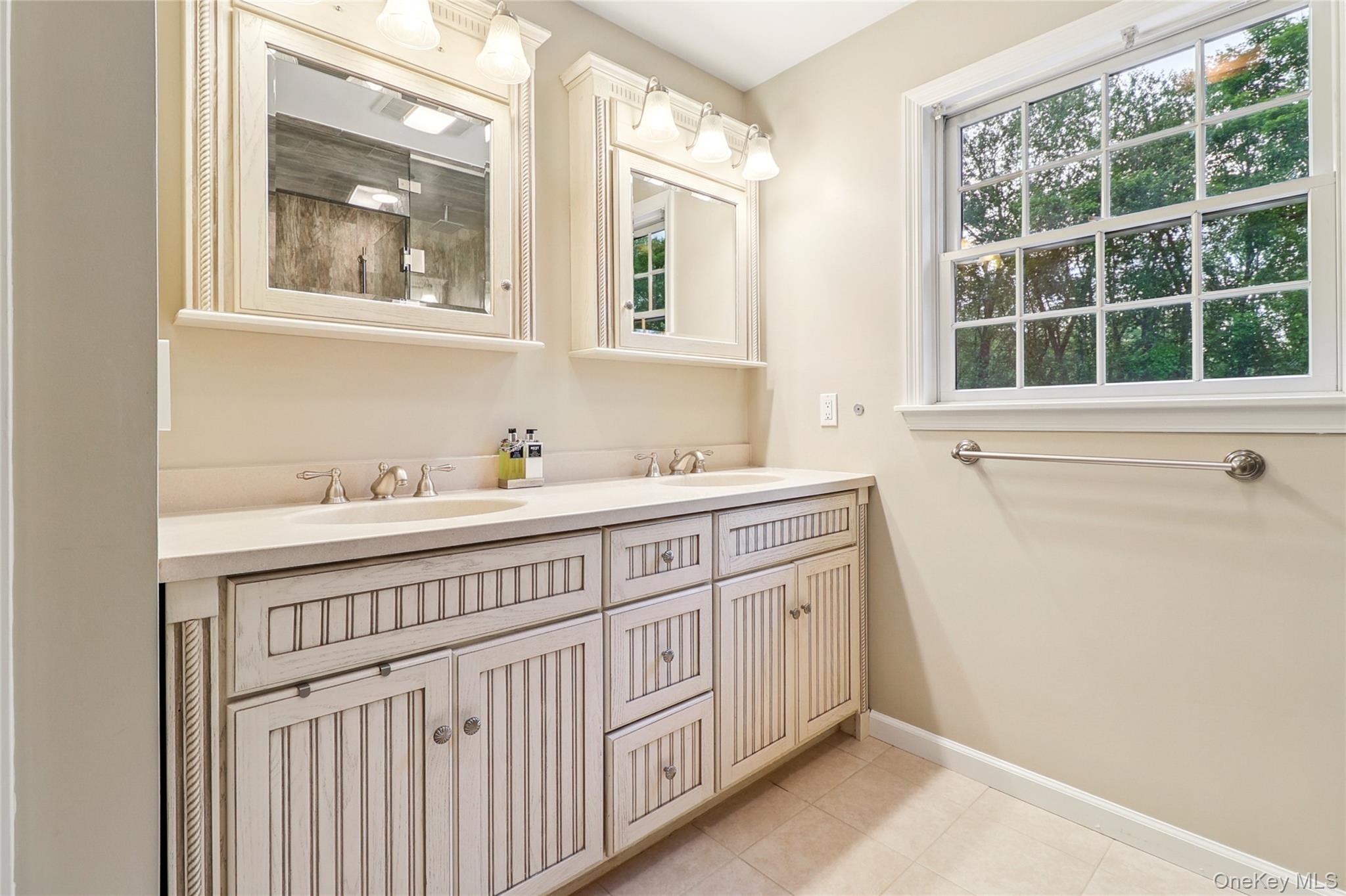 #17 photo, 10 Jennifer Lane, Carmel , NY 10512