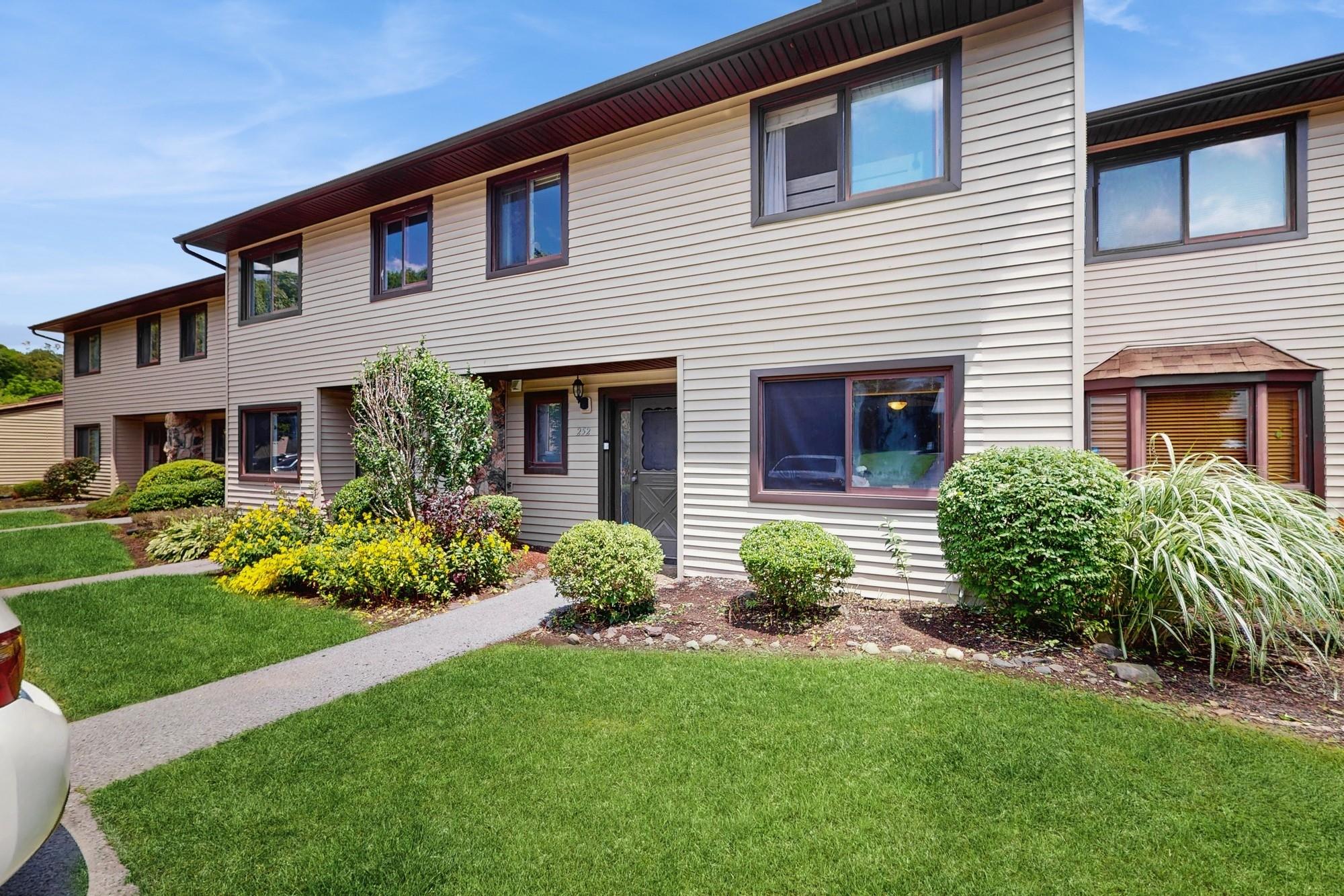 #2 photo, 252 Heritage Lane, 紐約州 Monroe , NY 10950