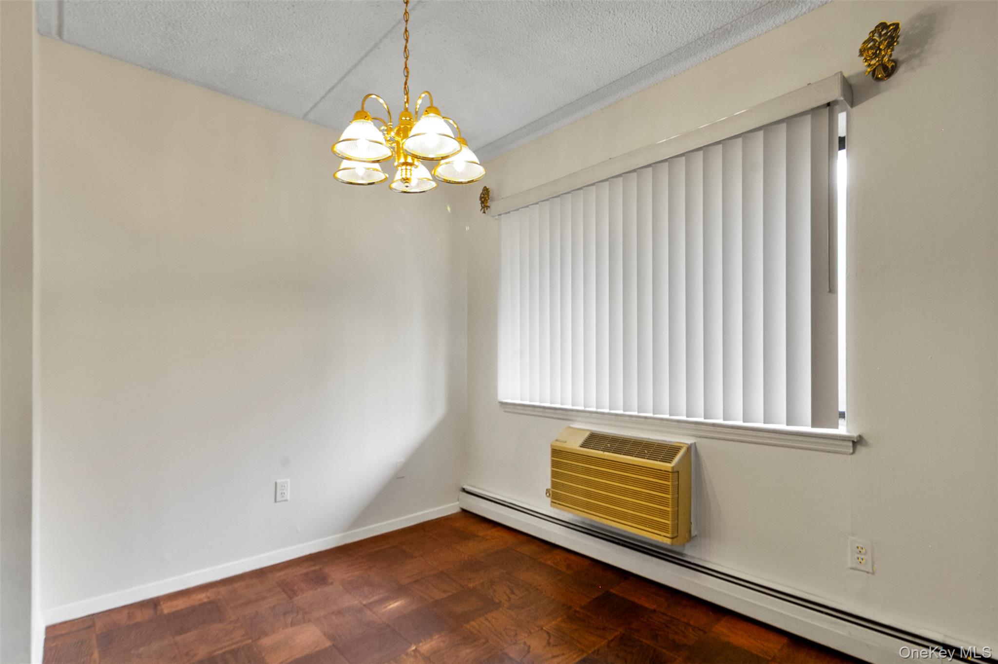 #16 photo, 687 Bronx River Road, 紐約州 Yonkers , NY 10704