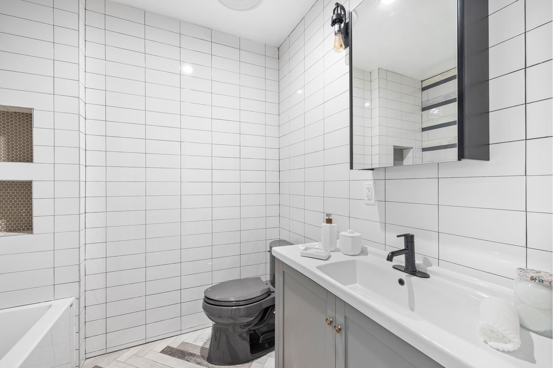 #10 photo, 219 WEIRFIELD Street, ブルックリン区 Bushwick , NY 11221