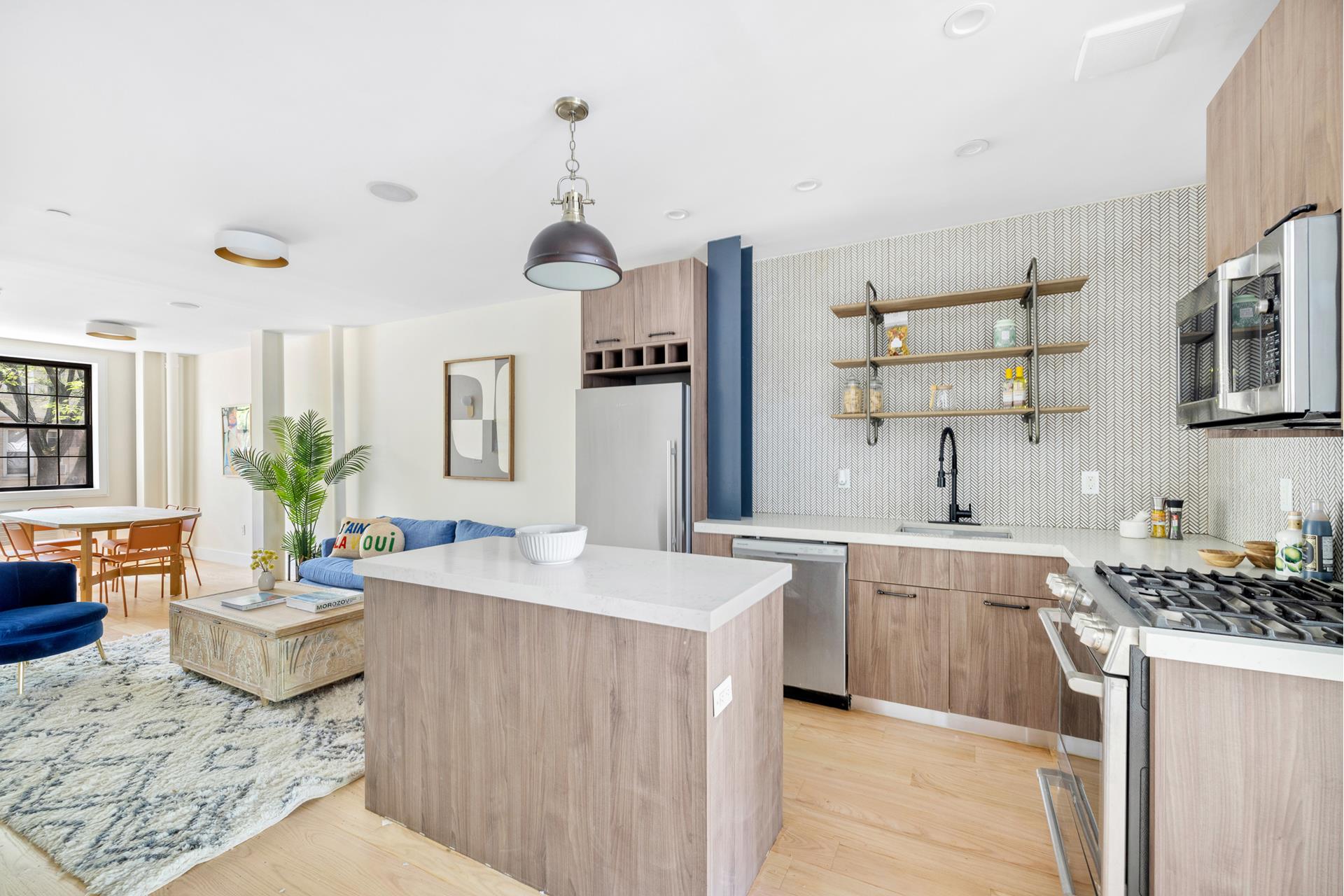 #5 photo, 219 WEIRFIELD Street, ブルックリン区 Bushwick , NY 11221