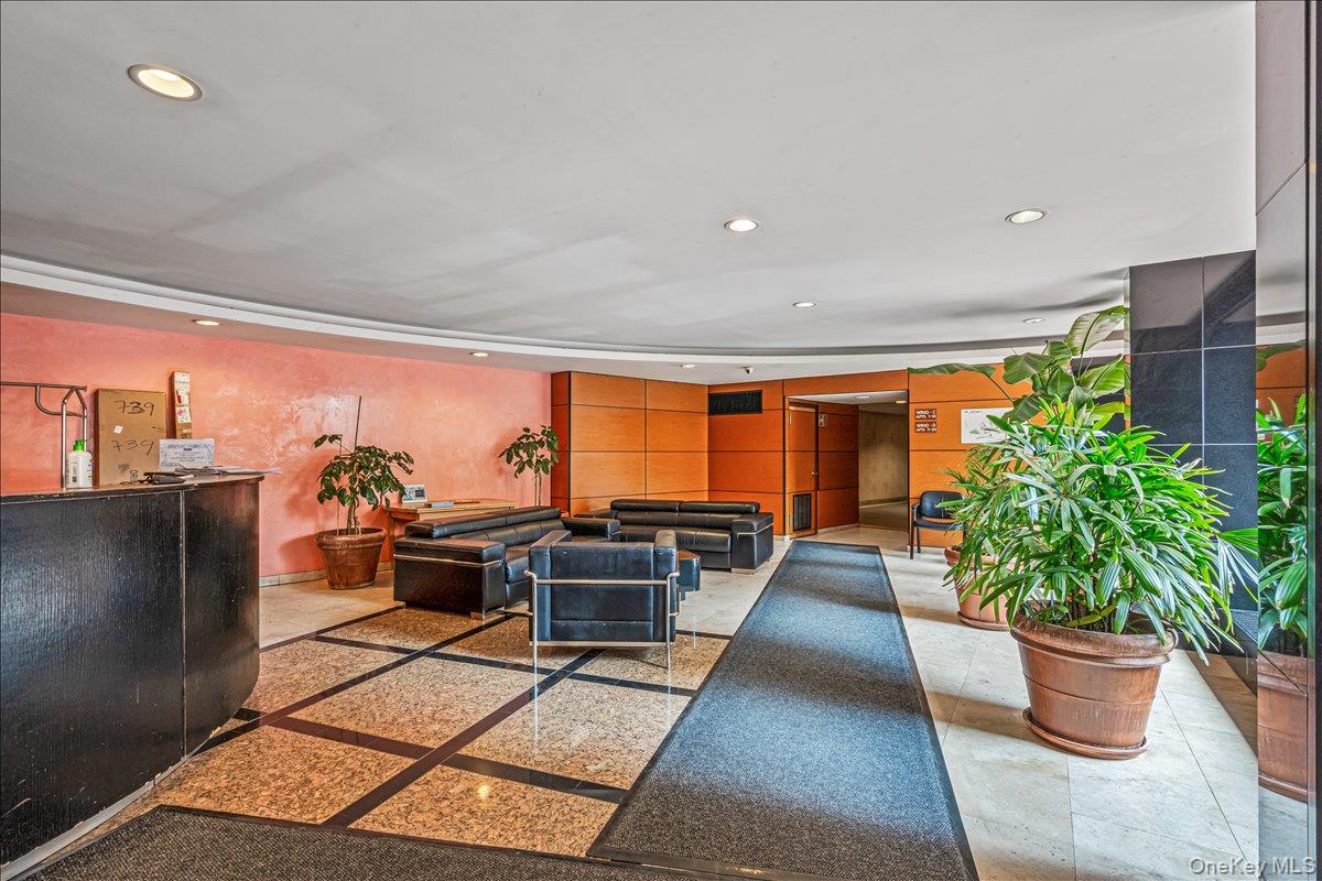 #19 photo, 139-15 83 Avenue, クイーンズ区 Briarwood , NY 11435