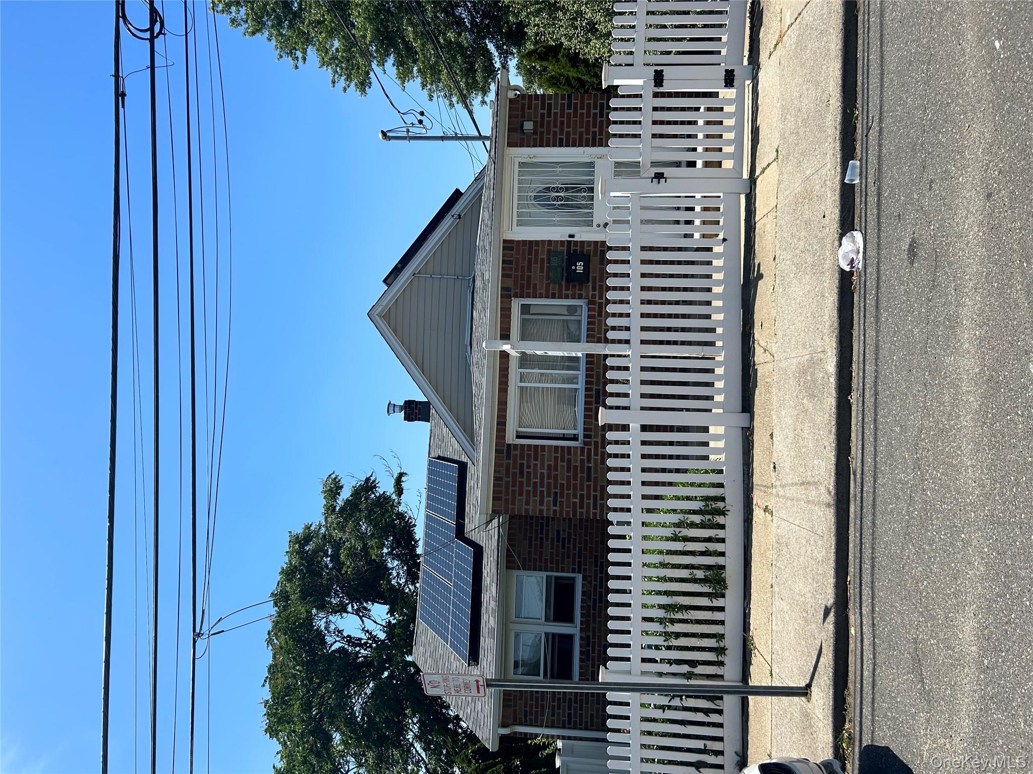 #1 photo, 105 Claridge Avenue, ナッソー郡 Elmont , NY 11003