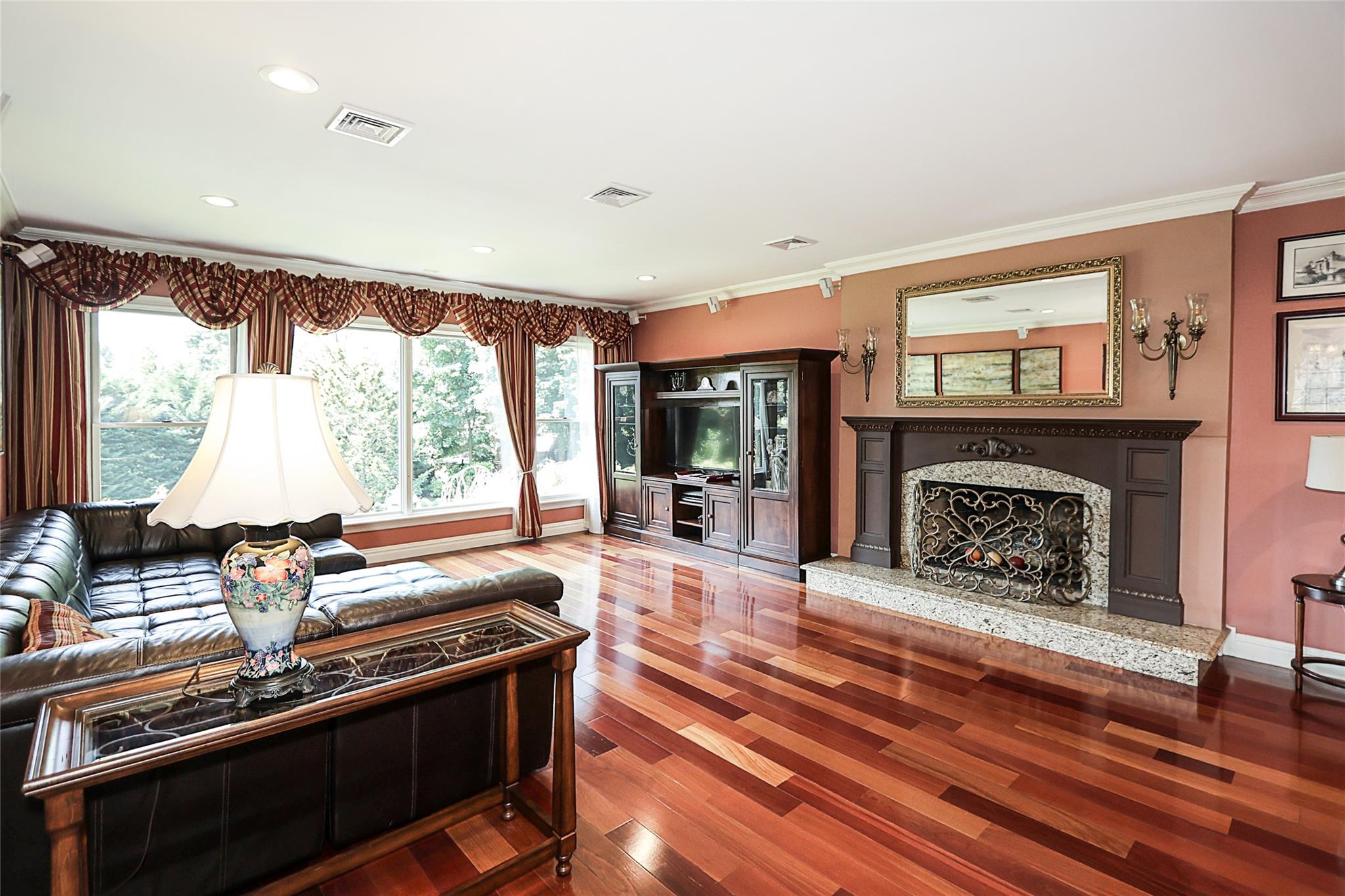 #7 photo, 19 Marietta Road, ナッソー郡 Glen Cove , NY 11542