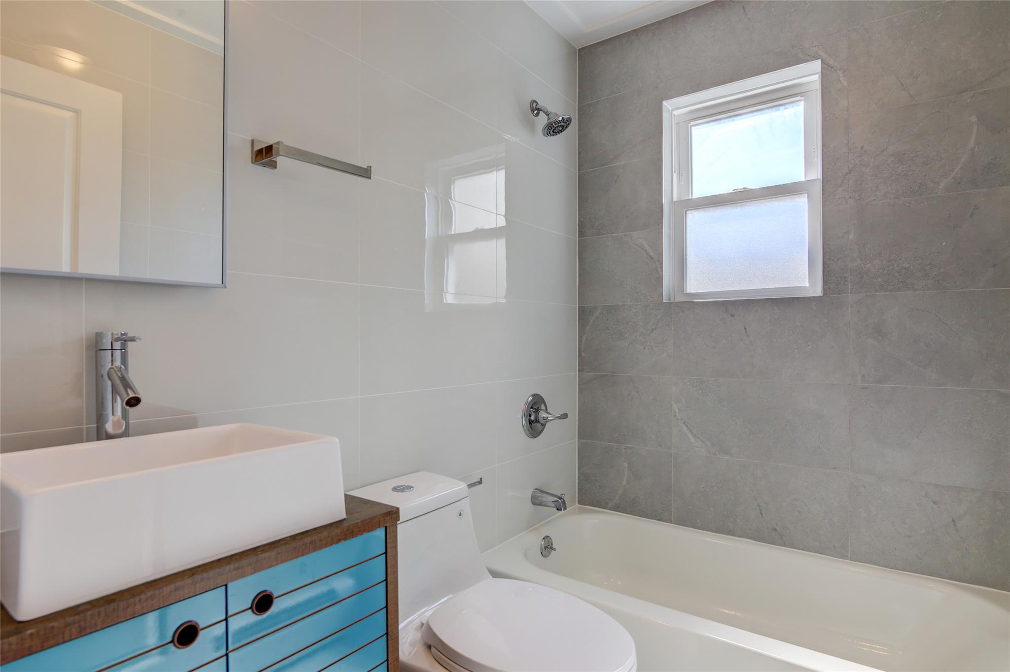 #4 photo, 89-25 127th Street, クイーンズ区 Richmond Hill , NY 11418