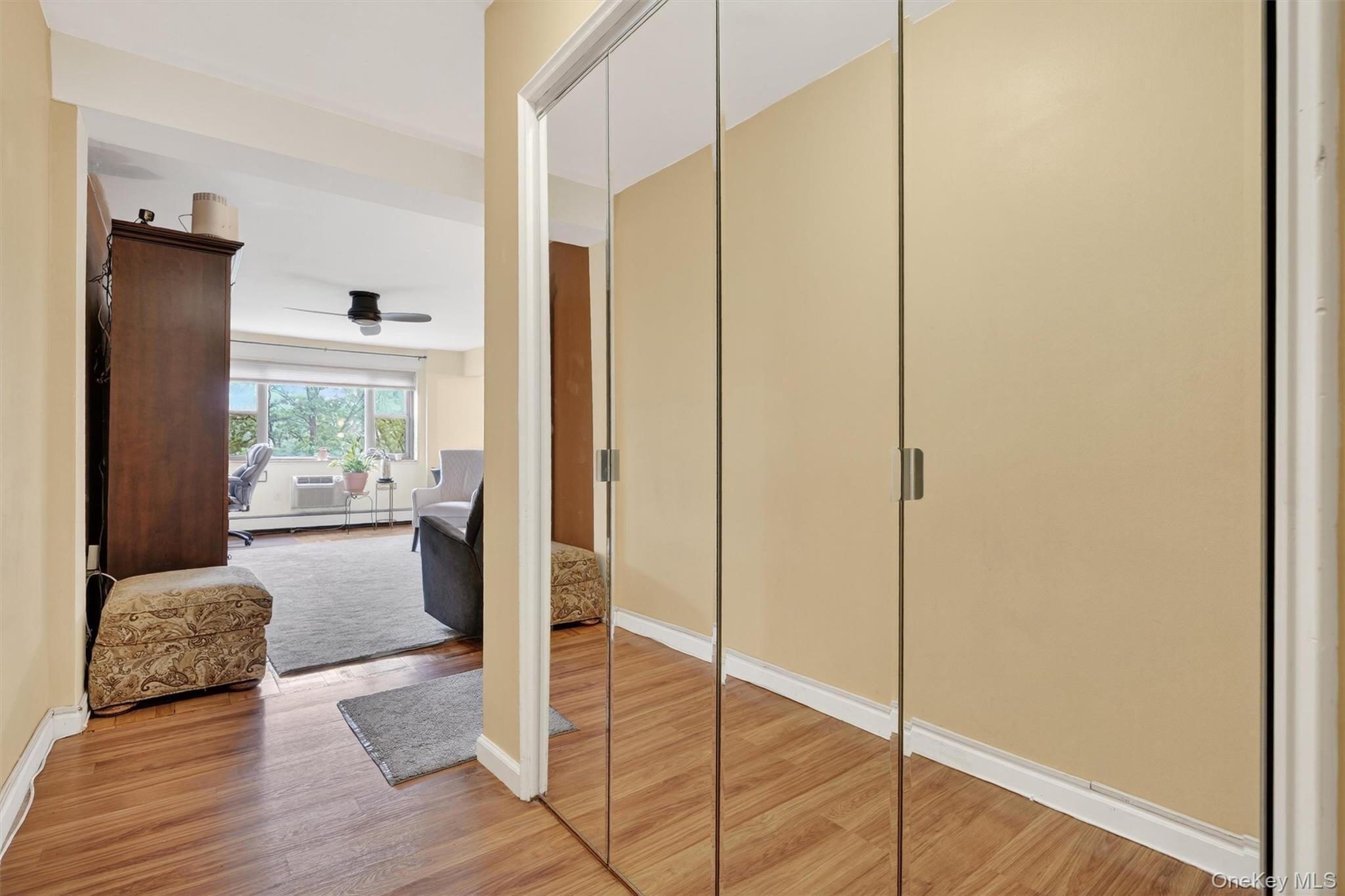 #5 photo, 505 Central Avenue, White Plains , NY 10606