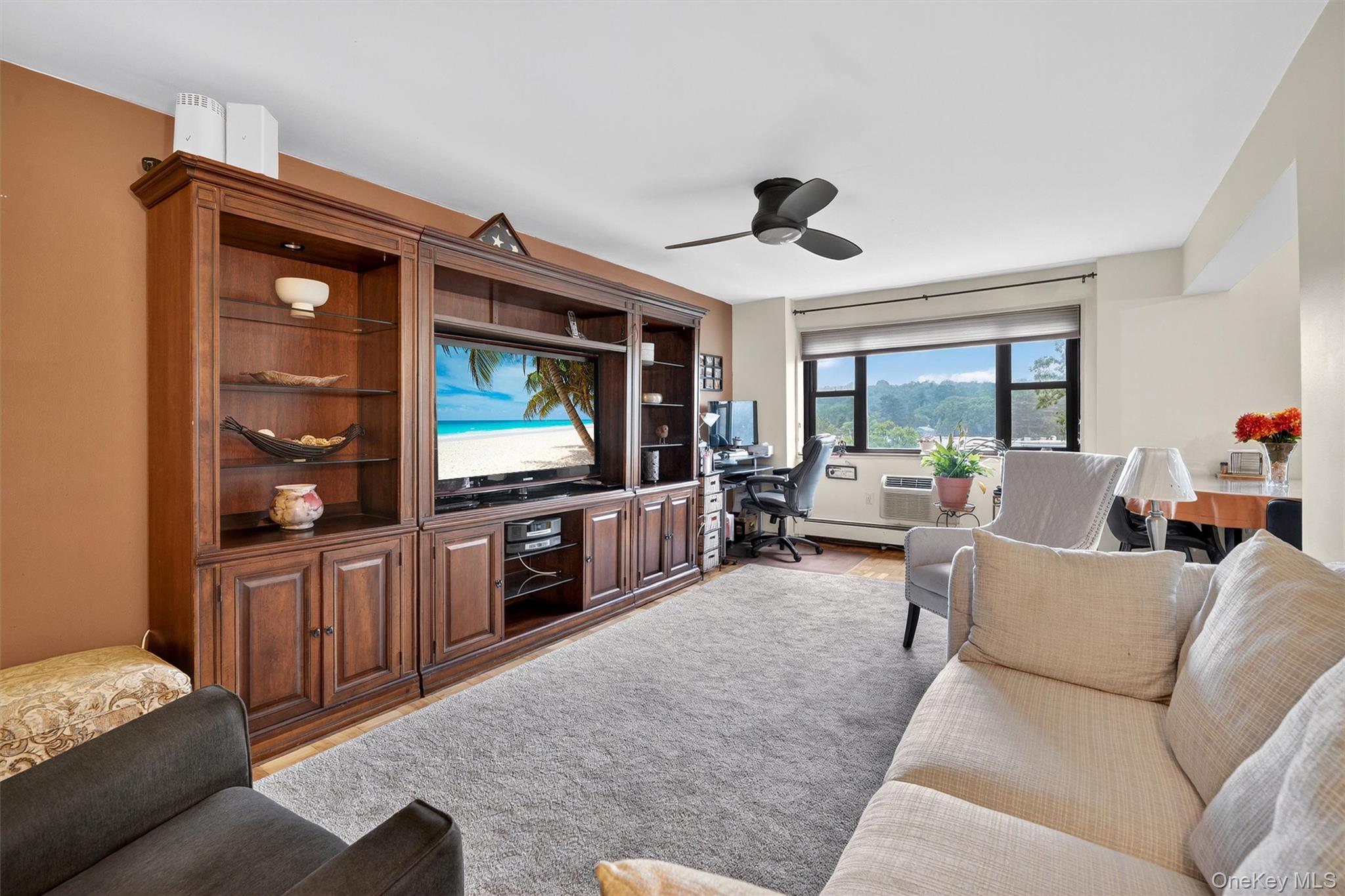 #8 photo, 505 Central Avenue, White Plains , NY 10606