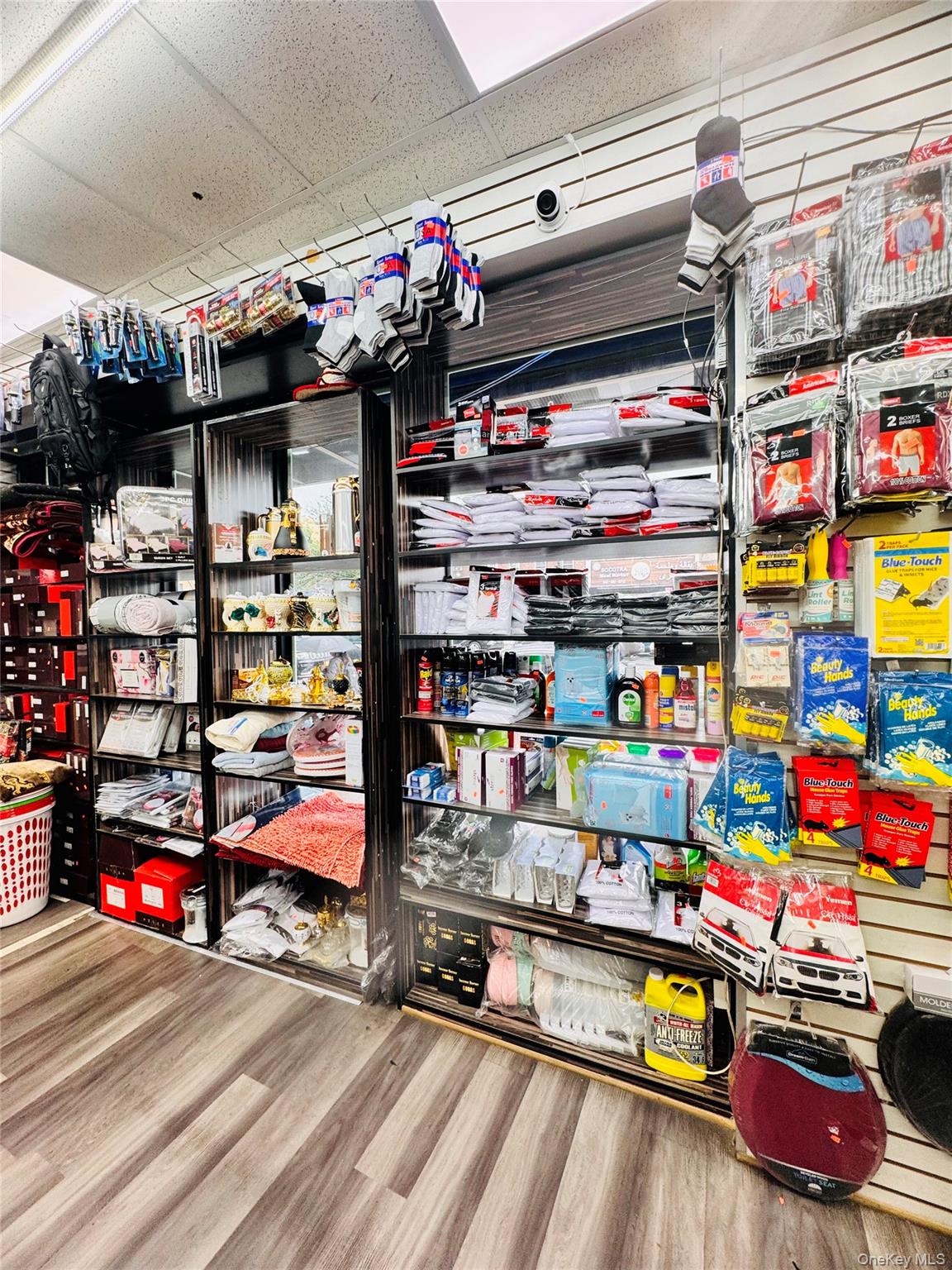 #7 photo, 755 Allerton Ave, ブロンクス区 Bronx , NY 10467