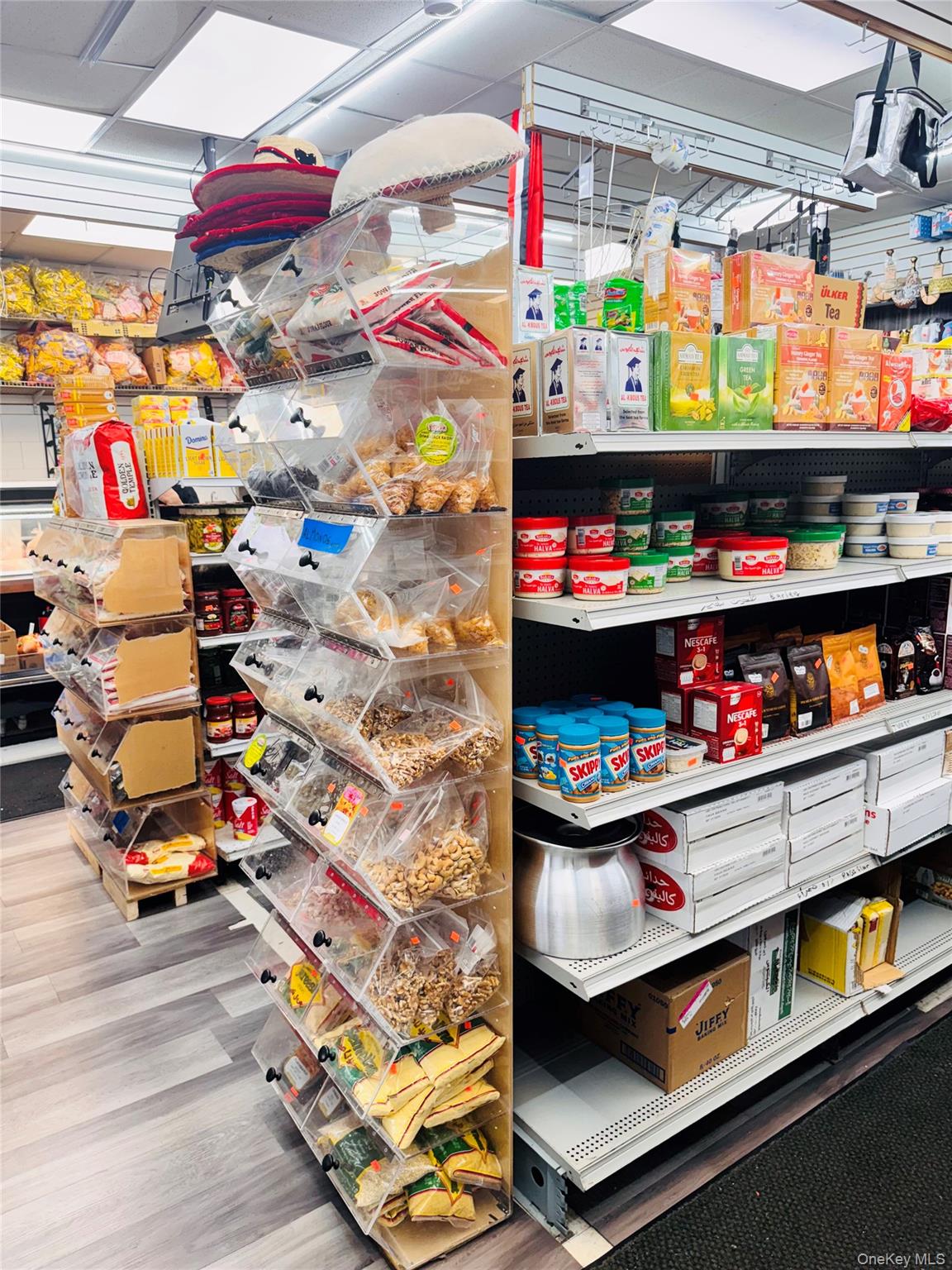 #9 photo, 755 Allerton Ave, ブロンクス区 Bronx , NY 10467