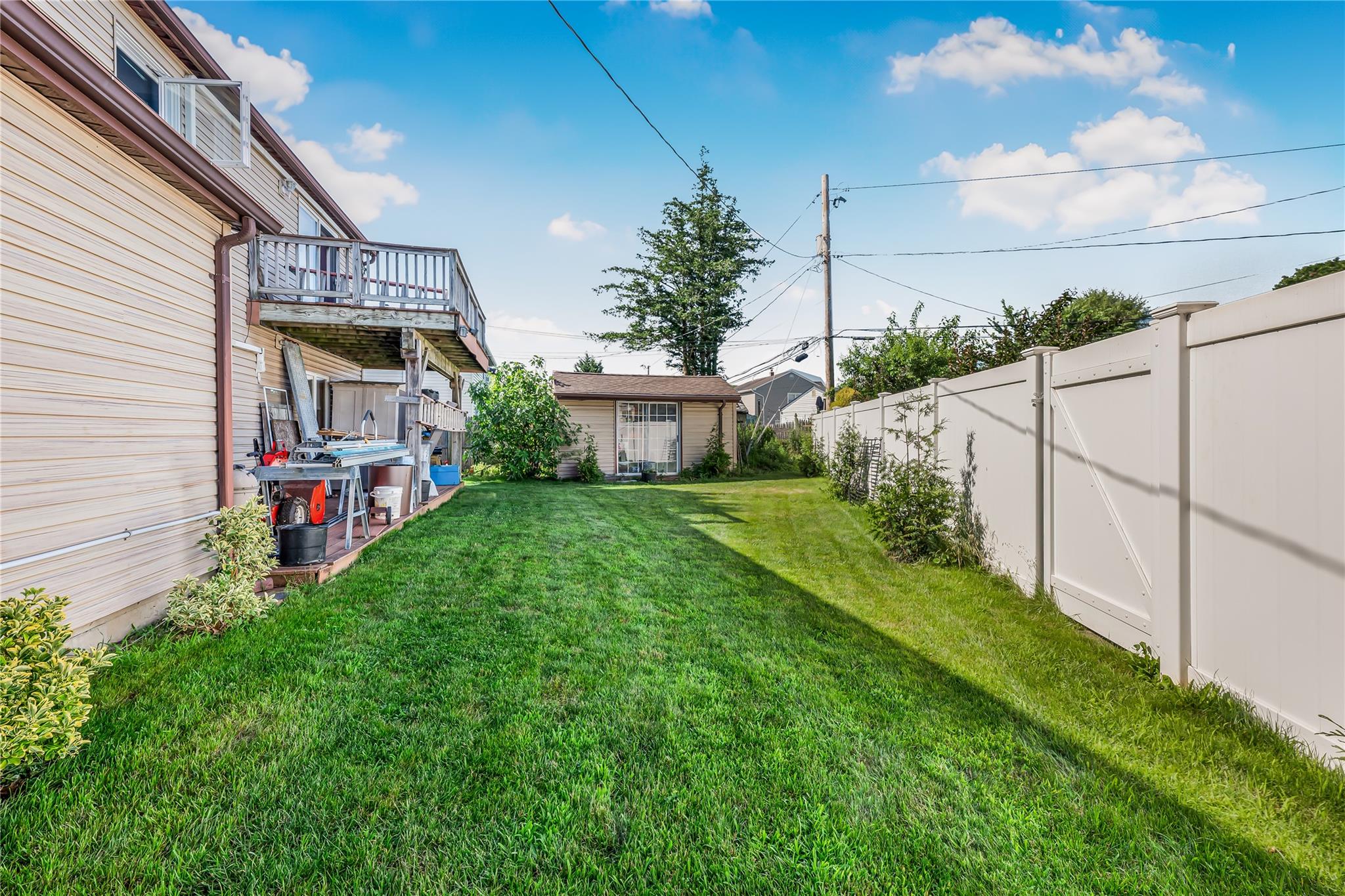 #4 photo, 99 Stone Lane, ナッソー郡 Levittown , NY 11756