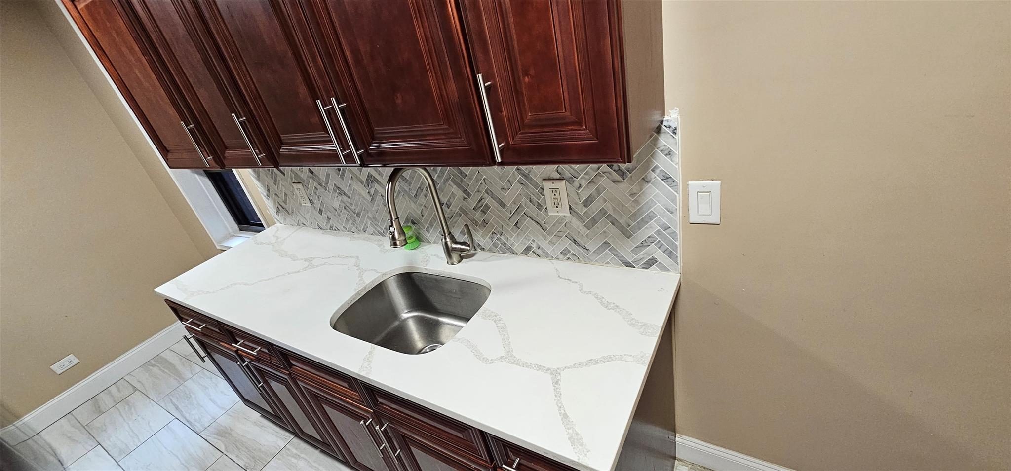 #20 photo, 3344 Junction Boulevard, クイーンズ区 Jackson Heights , NY 11372