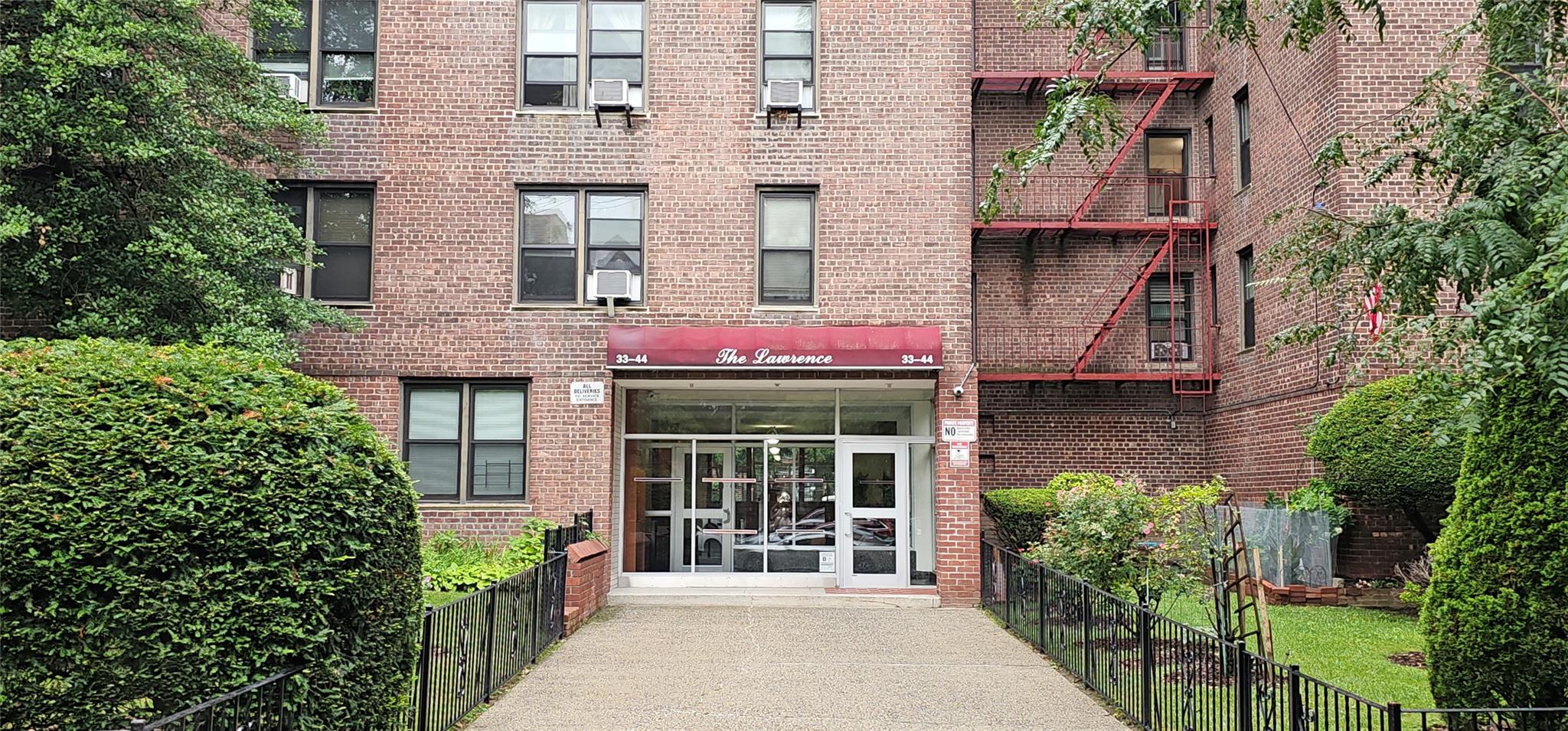 #3 photo, 3344 Junction Boulevard, クイーンズ区 Jackson Heights , NY 11372