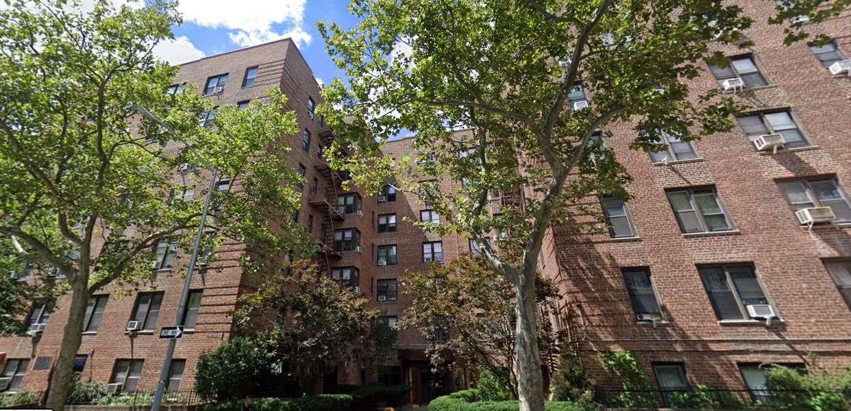 #1 photo, 44-16 Macnish Street, كوينز Elmhurst , NY 11373