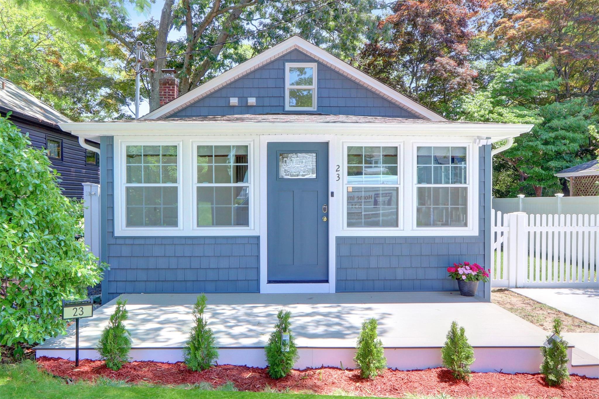 #1 photo, 23 Eastport Drive, سوفولك Sound Beach , NY 11789