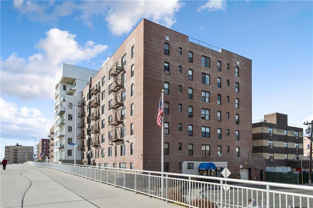 #1 photo, 129 Beach 118, كوينز Rockaway Park , NY 11694