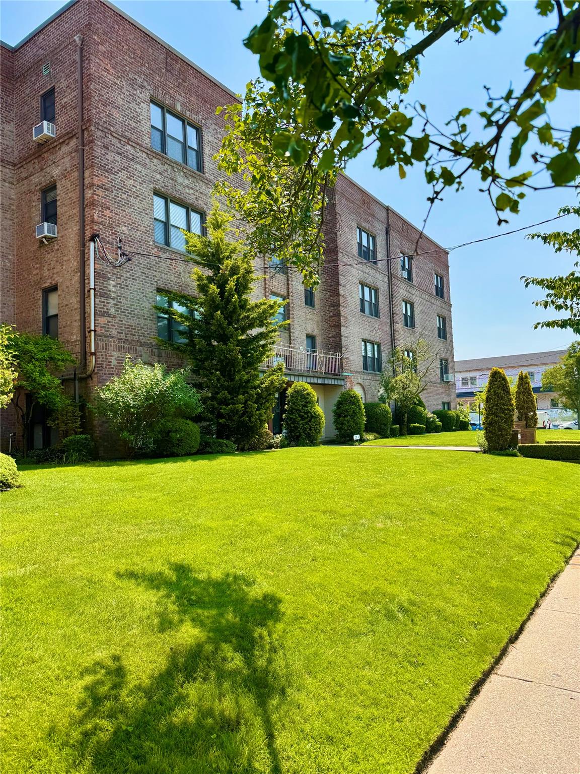 #12 photo, 128-11 Newport Avenue, クイーンズ区 Belle Harbor , NY 11694