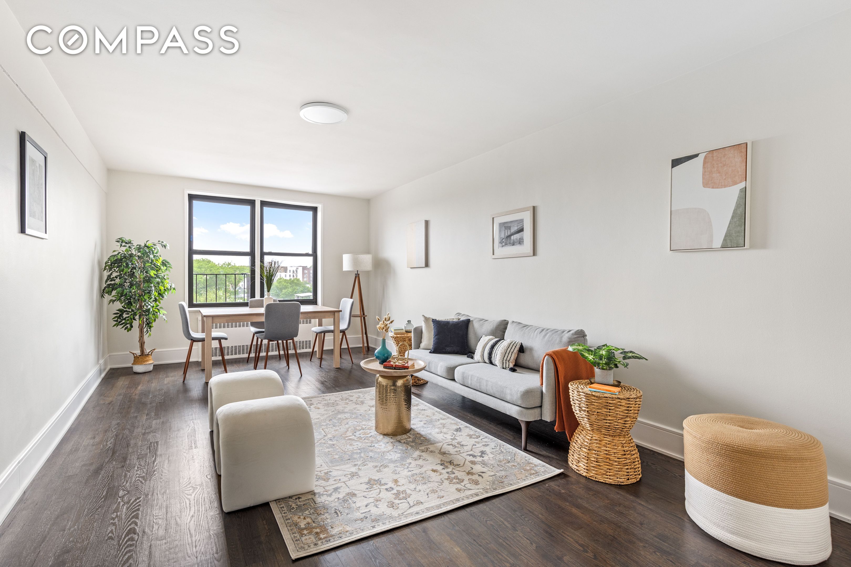 #1 photo, 160 Ocean Parkway, 肯辛頓 Kensington , NY 11218
