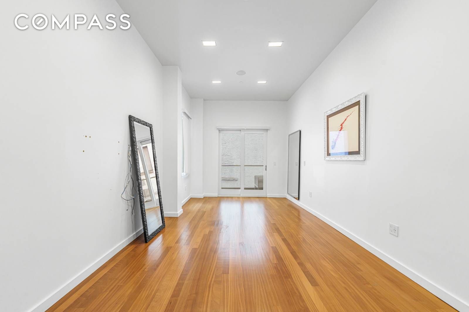 #21 photo, 124 E 13th Street, Greenwich Village , NY 10003