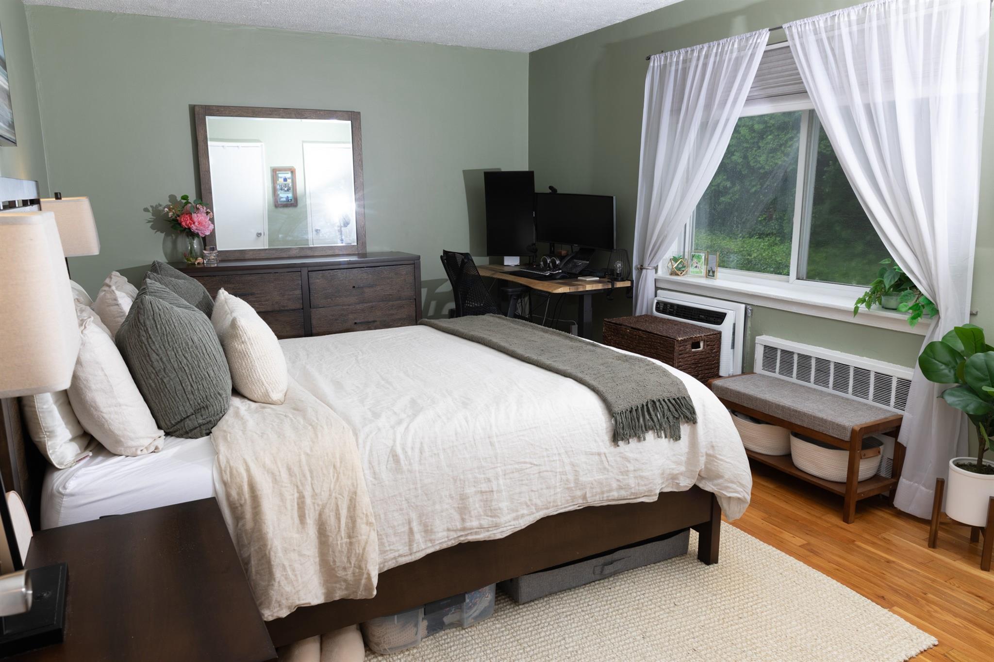 #7 photo, 304 Fenimore Road, Mamaroneck , NY 10543