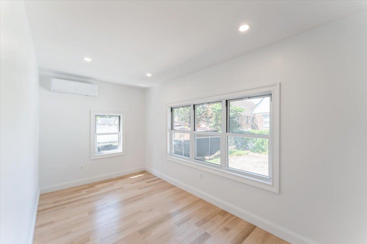 #10 photo, 13720 173rd Street, Jamaica , NY 11434