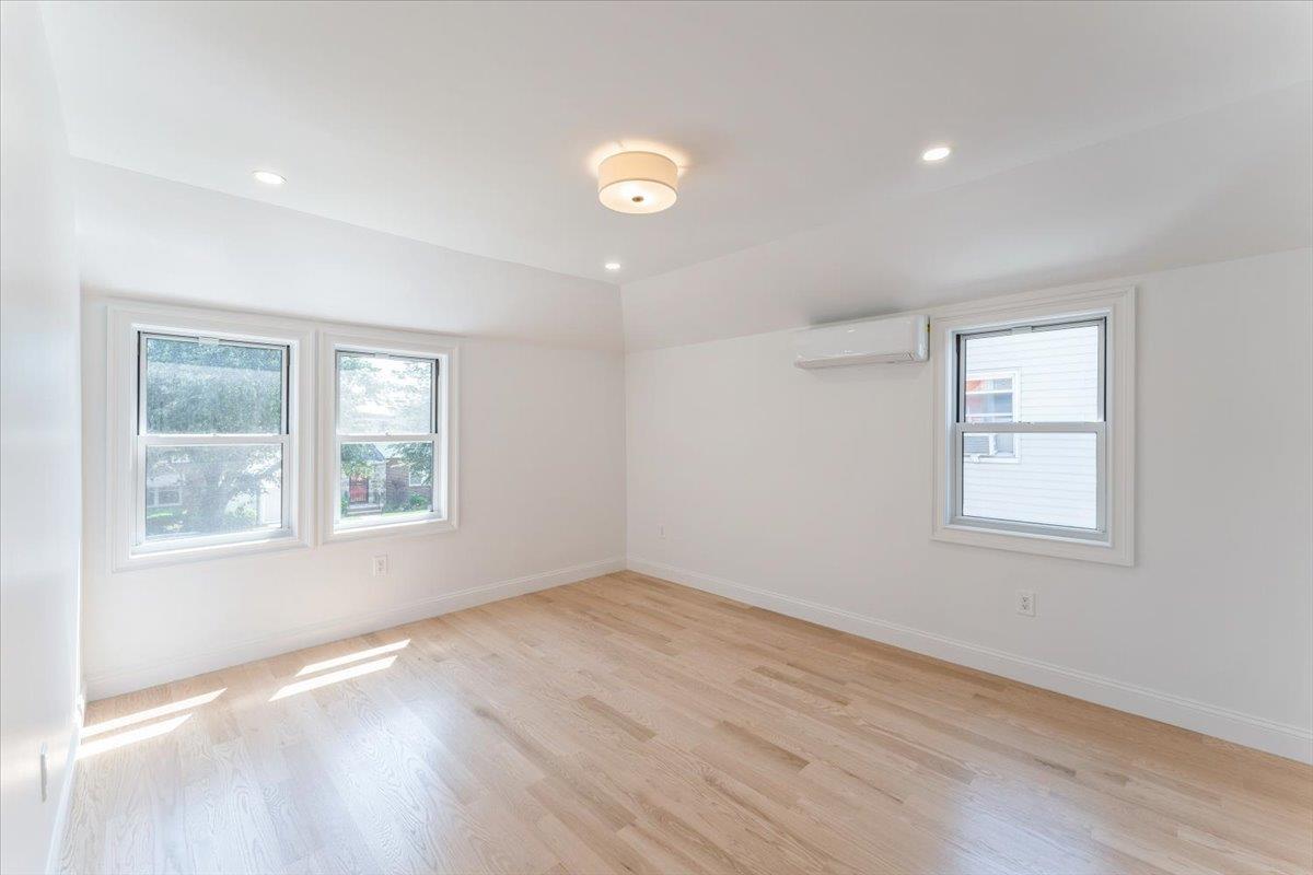 #12 photo, 13720 173rd Street, Jamaica , NY 11434