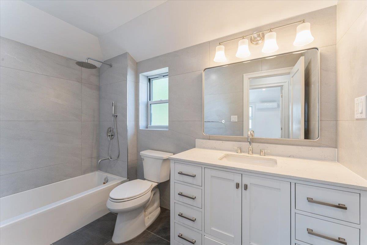 #17 photo, 13720 173rd Street, Jamaica , NY 11434