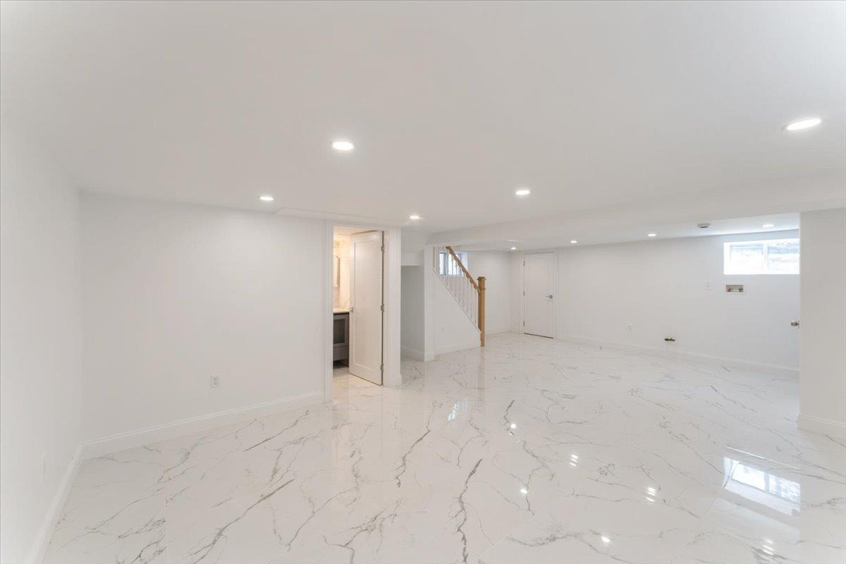 #19 photo, 13720 173rd Street, Jamaica , NY 11434