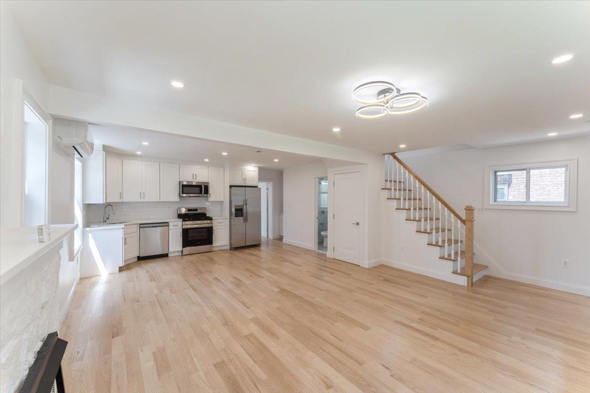 #4 photo, 13720 173rd Street, Jamaica , NY 11434